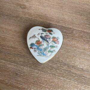 Vintage Wedgwood Kutani Crane Trinket Box Floral Heart Shape England Bone China